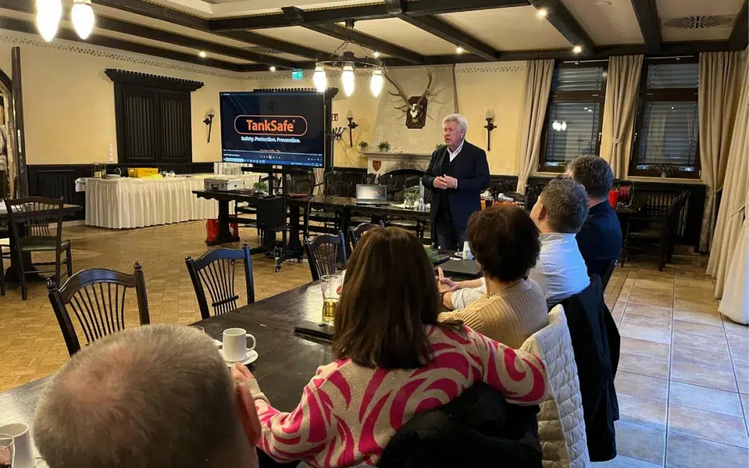 Prävention und Sicherheit im Fokus: Vortrag über TankSafe® beim Fernfahrerstammtisch der Polizei in Hessen